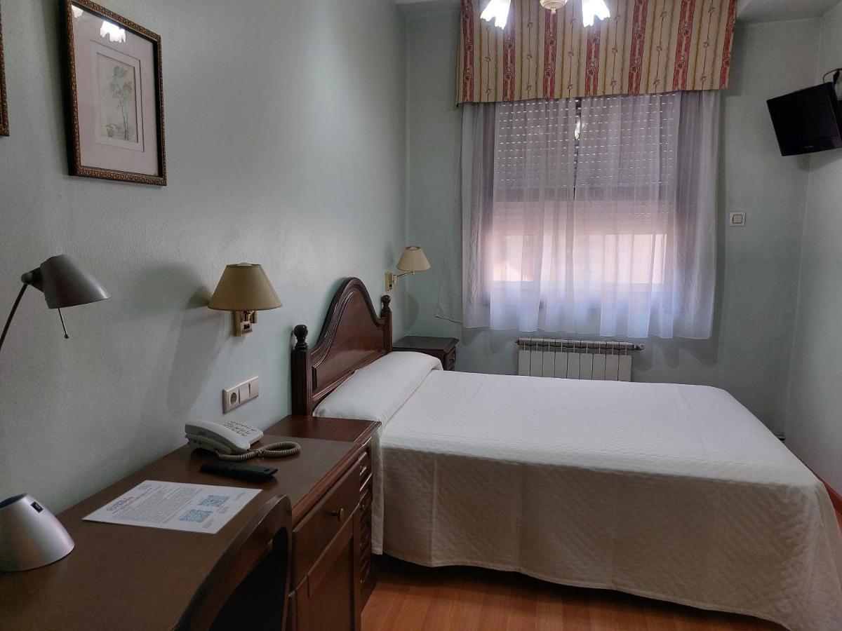 Hotel Chipen Vigo Exterior photo